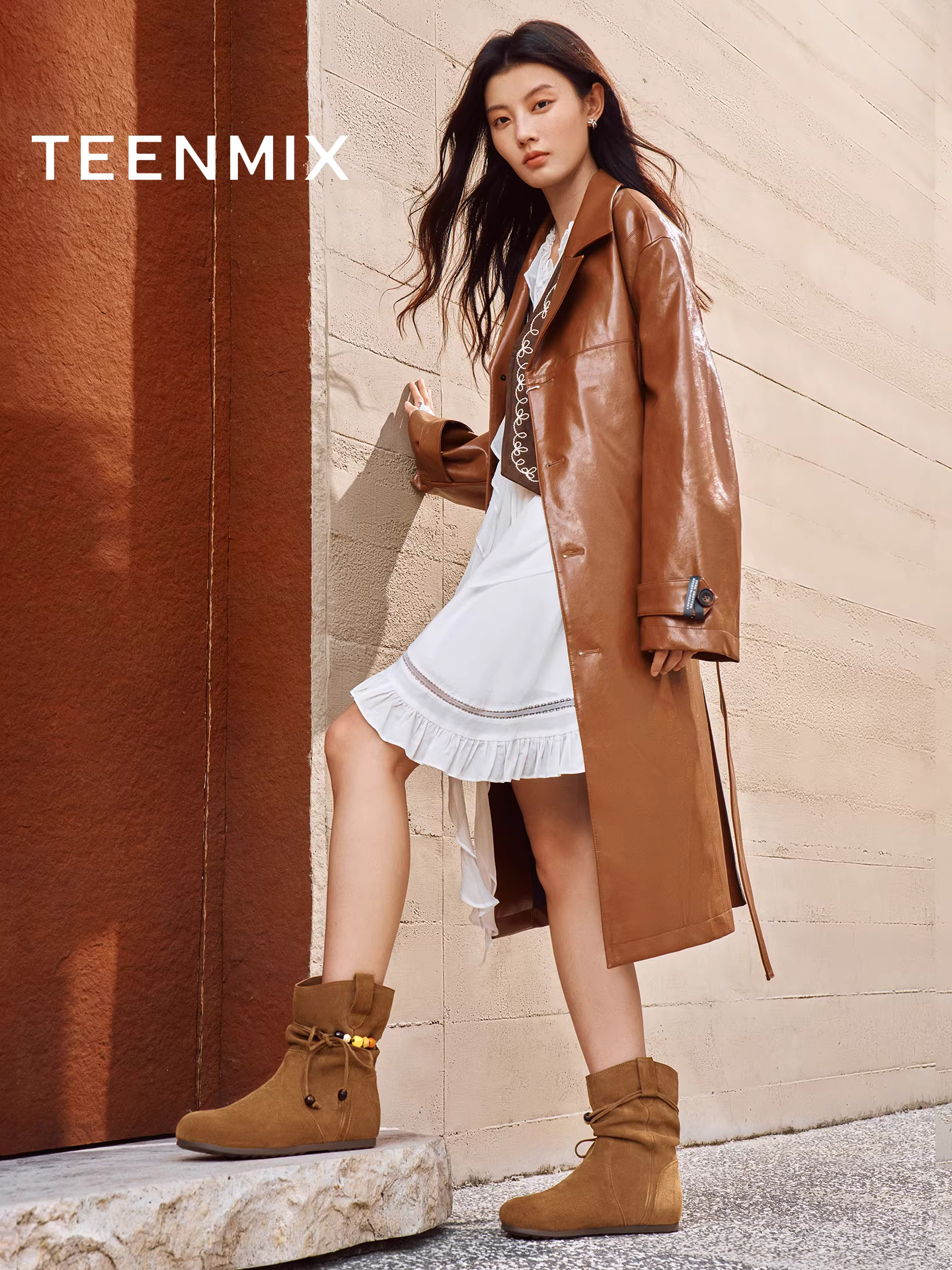 Giày bốt cổ cao kiểu retro tăng chiều cao Tianmeiyi, bốt đế xuồng, bốt ngắn nữ tính, mẫu mới mùa đông 2025 KXZ18DZ5