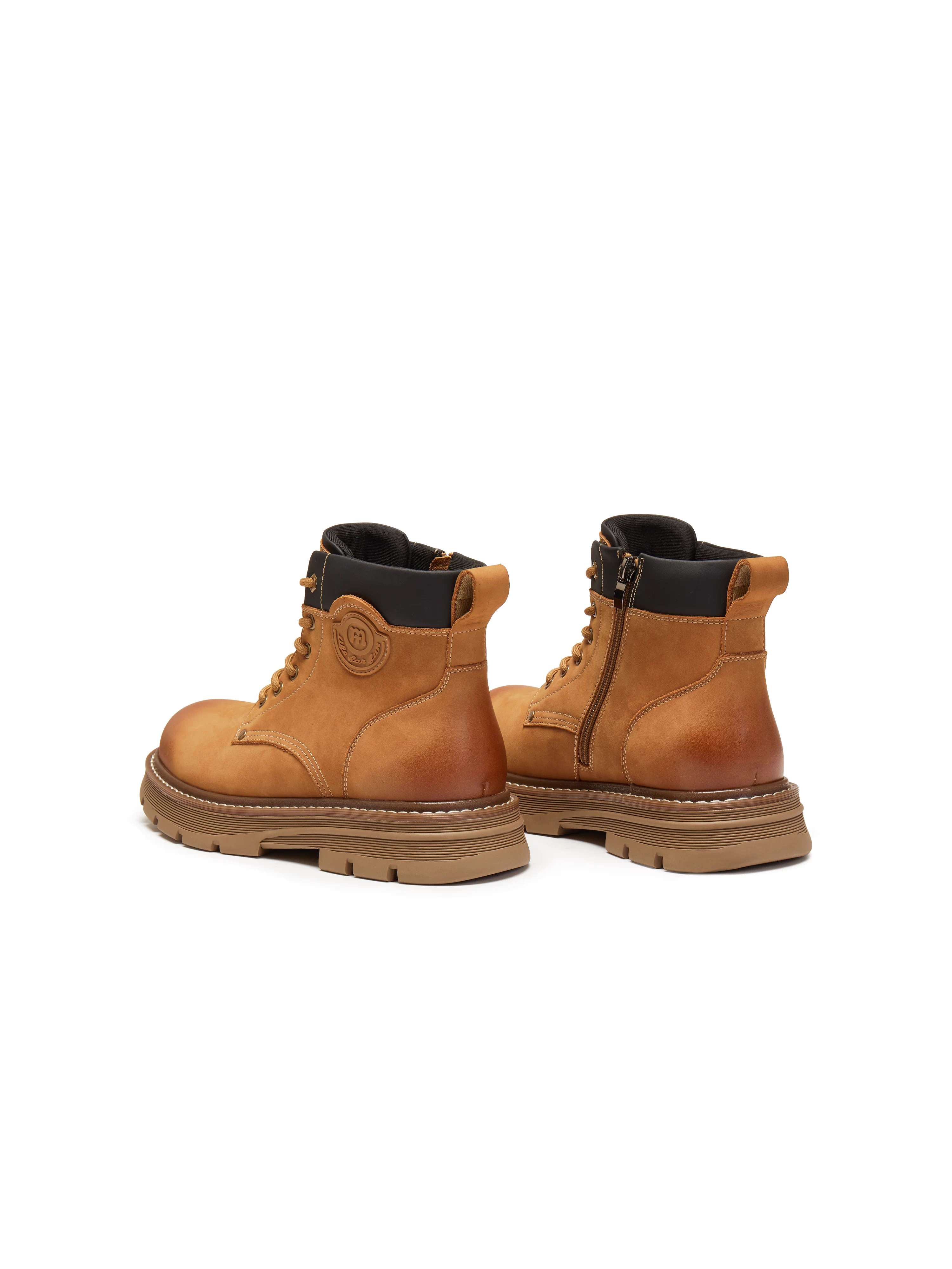 Giày bốt nam kiểu dáng mới mùa đông 2025 Tianmeiyi, cùng kiểu dáng với trung tâm thương mại, màu vàng, buộc dây, đi ngoài trời, kiểu Martin, mã WCL01DD5