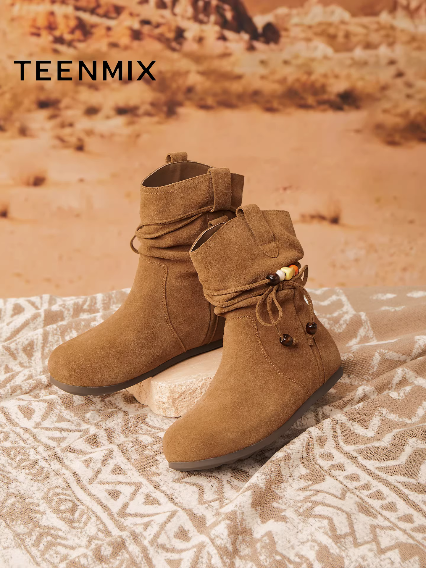 Giày bốt cổ cao kiểu retro tăng chiều cao Tianmeiyi, bốt đế xuồng, bốt ngắn nữ tính, mẫu mới mùa đông 2025 KXZ18DZ5