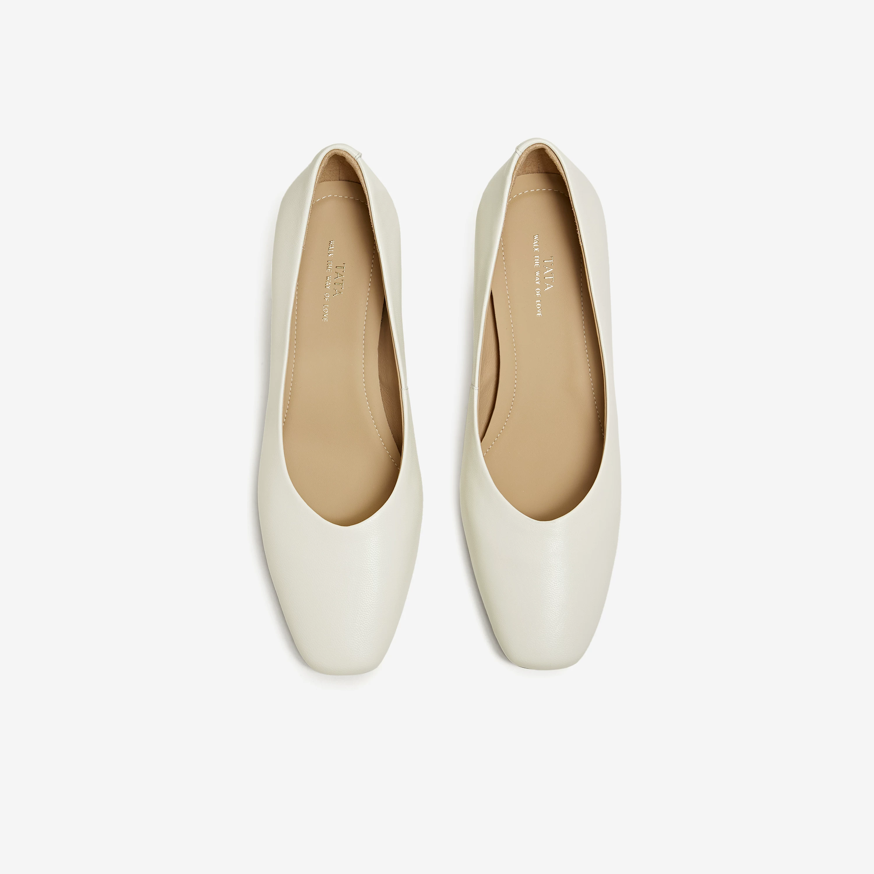 Giày Nữ TATA 2026 Mùa Xuân Phong Cách Mới Giày Đế Thấp Thời Trang Đa Năng Da Cừu Giày Cao Gót UZJ01AQ6