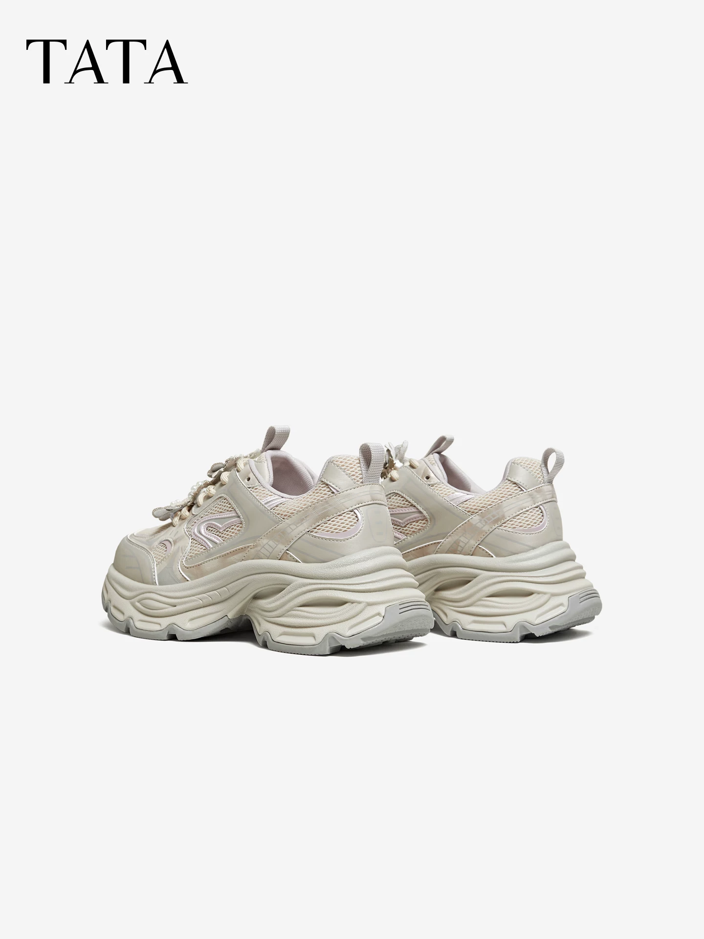 Giày Nữ TATA 2026 Mùa Xuân Mới Thời Trang Đa Năng Giày Bố Giày Đế Dày Giày Thể Thao CHM01AM6