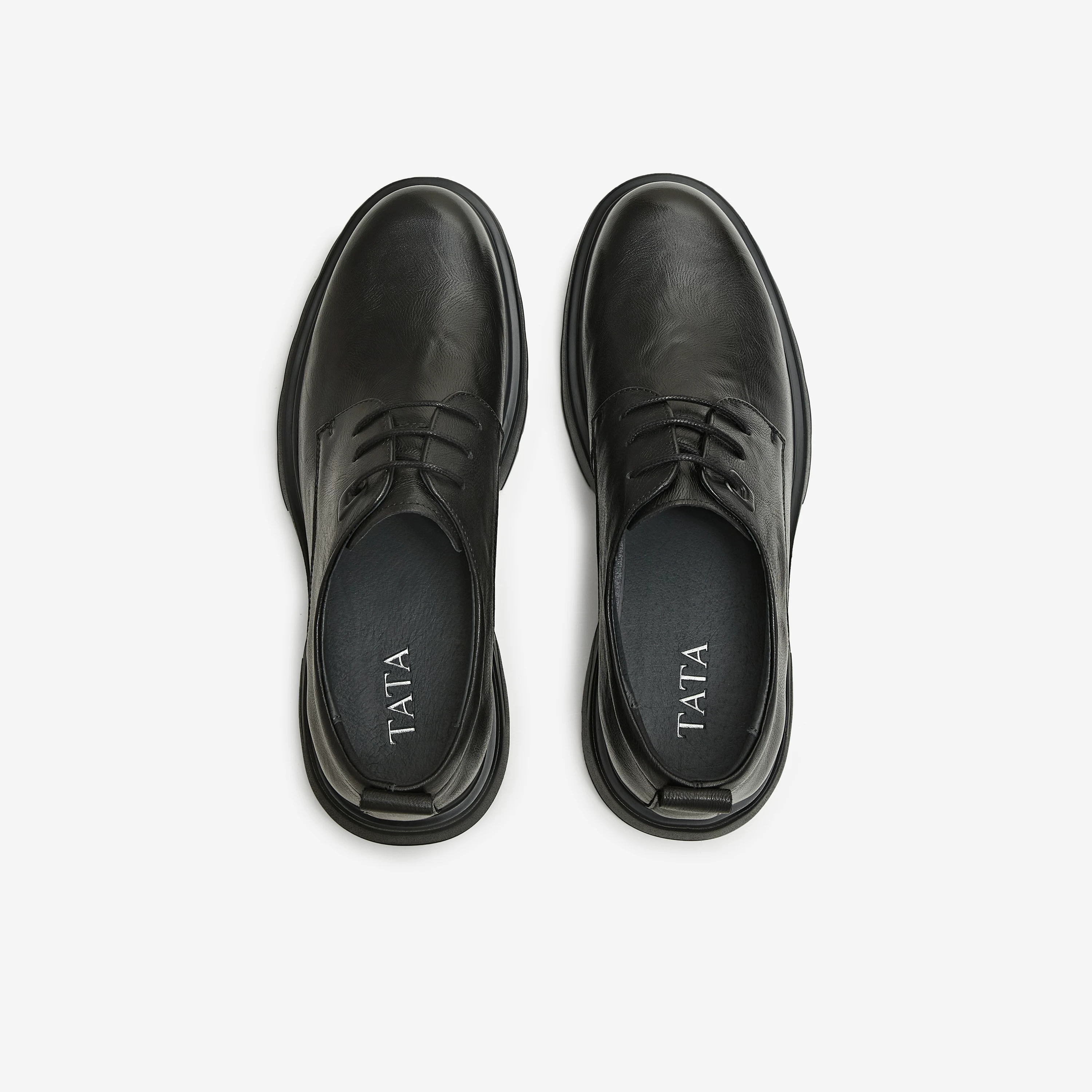 Giày nam TATA 2025 mùa đông mới thời trang giày thường ngày mũi tròn giày công sở da đen VPV01DM5