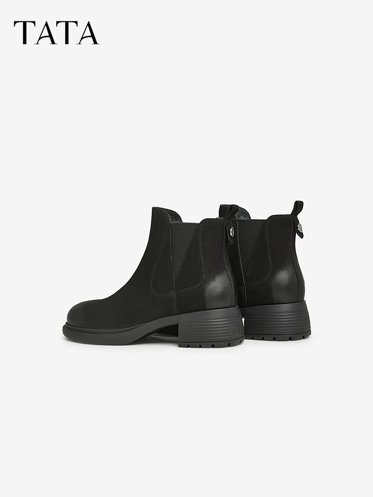 Giày bốt Chelsea TATA dành cho nữ có gót dày để đi làm, phong cách Anh, bốt ngắn thời trang lót lông cừu cho mùa đông 7C842DD4