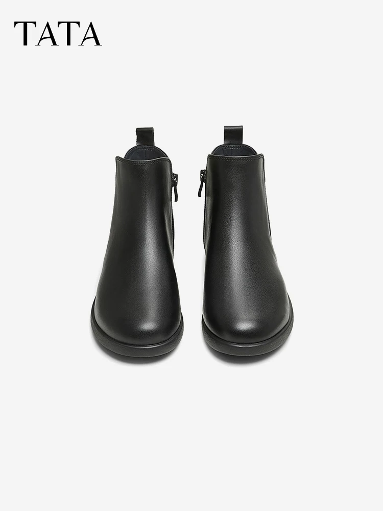 Giày bốt Chelsea đi làm phong cách Pháp của TATA Giày bốt nữ da bò bốt ngắn thông thường mùa đông mẫu mới 7BJ46DD4