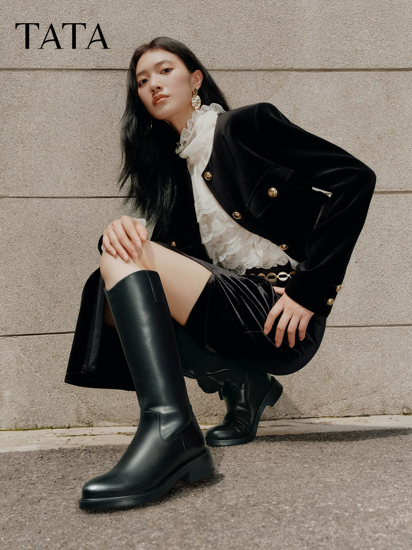 Giày bốt dài TATA 2025 Giày bốt nữ da cừu mùa đông thông thường Giày bốt đa năng Giày bốt thời trang cao cấp 6EH05DC5