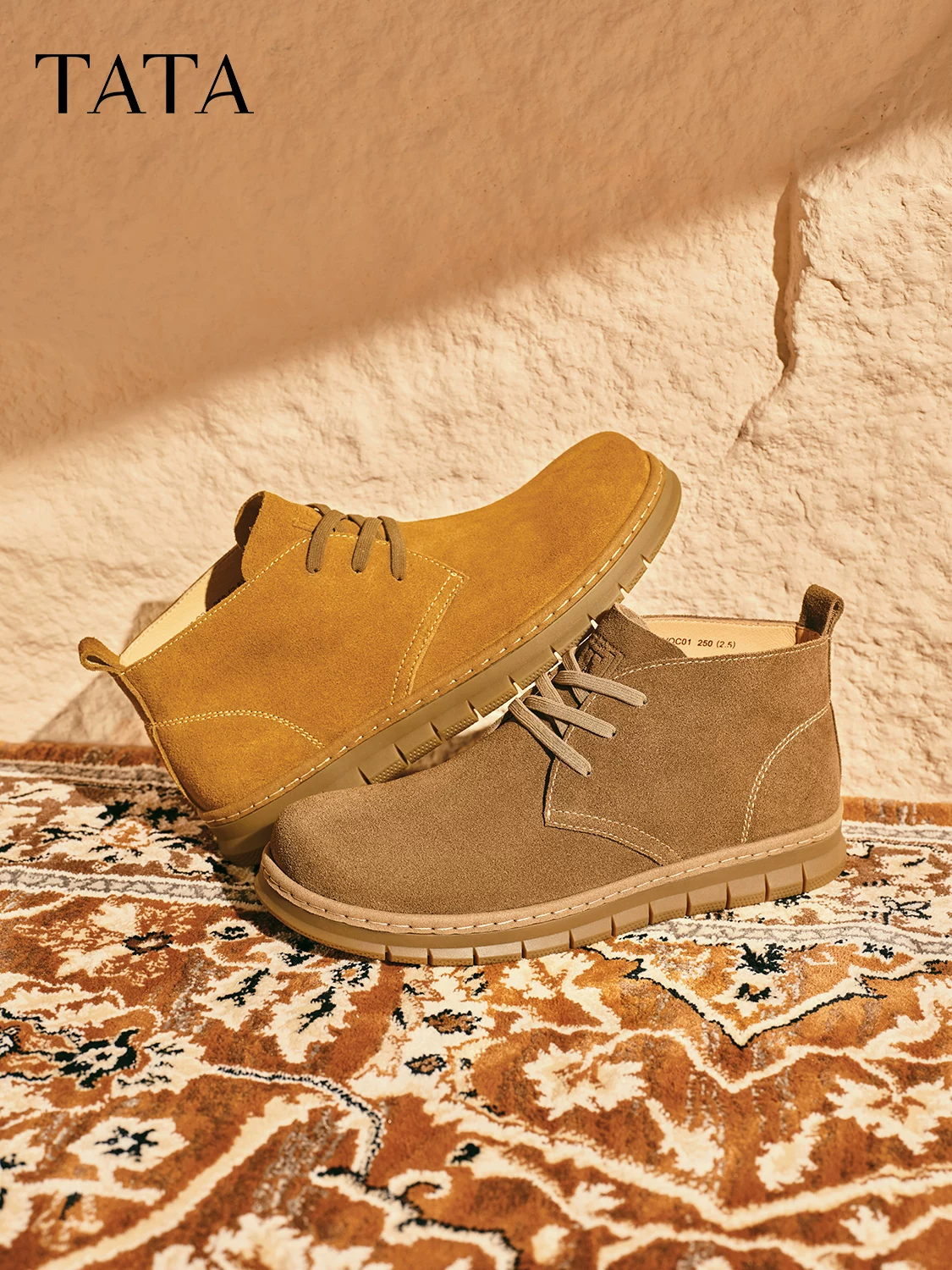 Giày bốt nam TATA mùa đông 2025 thoải mái đa năng thời trang giản dị giày bốt da thật Martin VQC01DD5