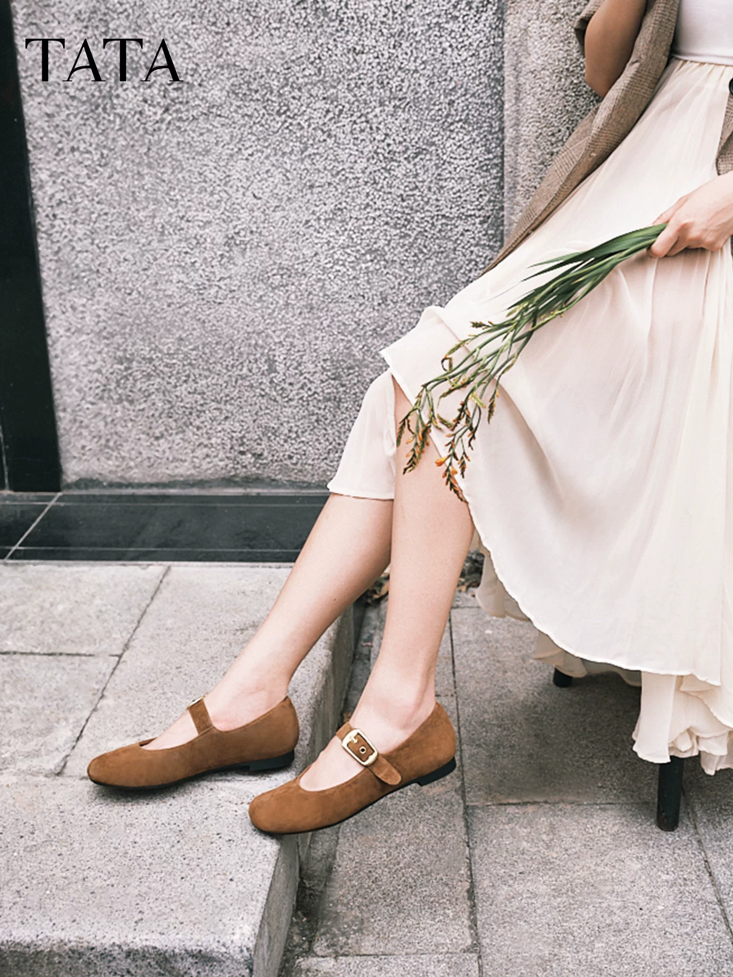 Giày Nữ TATA Mùa Đông Họa Tiết Da Báo Giày Đơn Đa Năng Mary Jane Giày Da Cừu Mềm 7H003AQ6