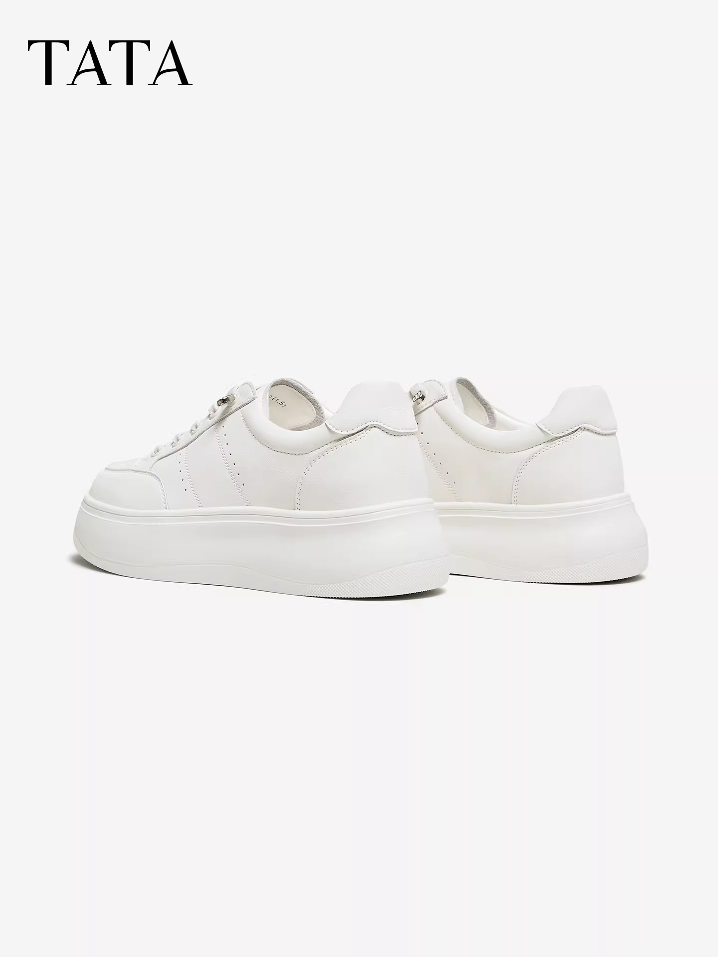 Giày thể thao nữ màu trắng TATA 2026 mùa xuân mới giày thể thao đế dày tăng chiều cao đa năng giày thường ngày CLK01AM6