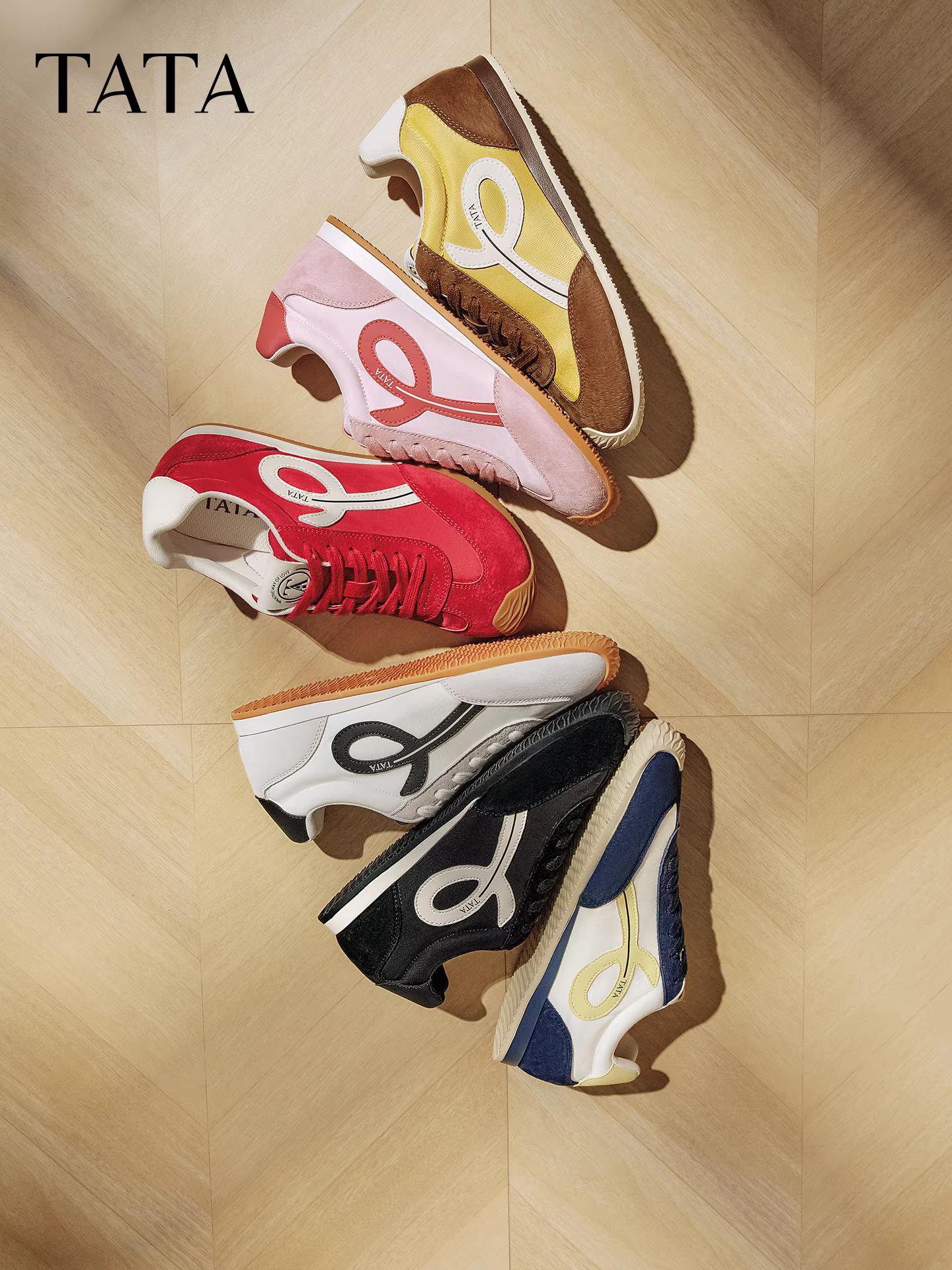 Giày Nữ TATA 2025 Thời Trang Mùa Đông Giày Thường Ngày Forrest Gump Giày Mới Đức Tập Luyện Giày Thể Thao EVN01CM5