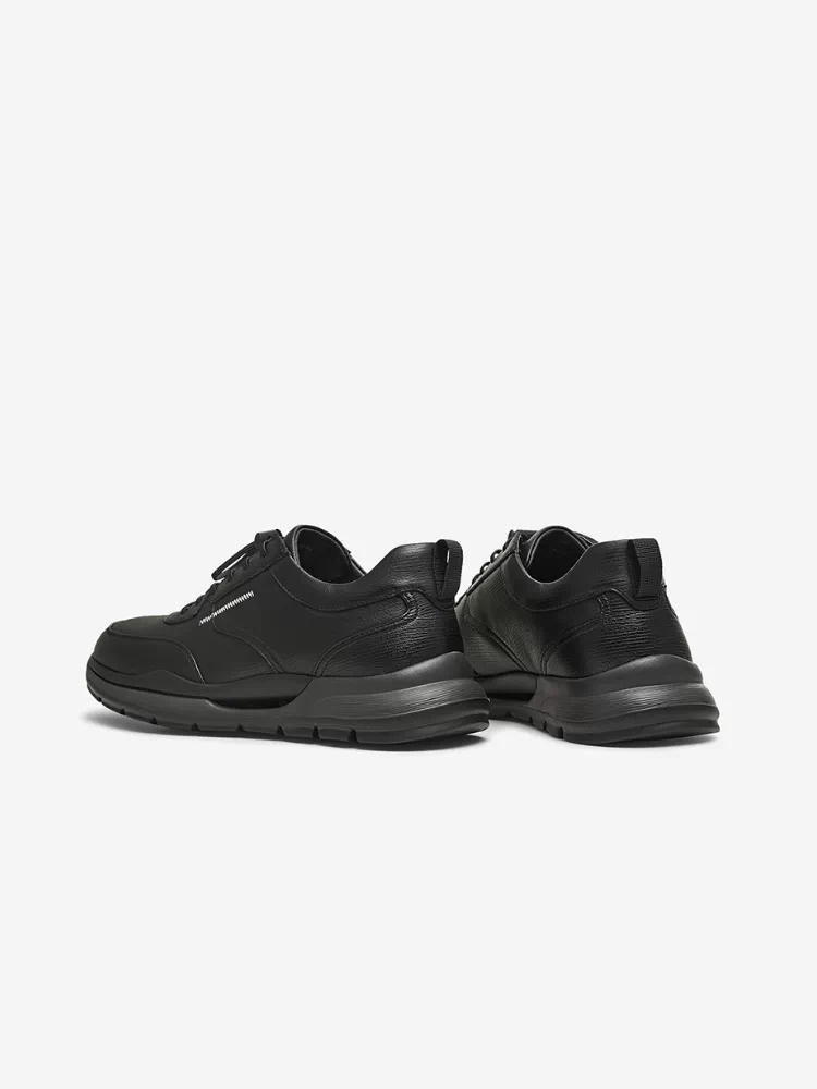 Giày thể thao nam TATA kiểu doanh nhân, kiểu lười, da đen, mẫu mới 2025, mã VLK01AM5