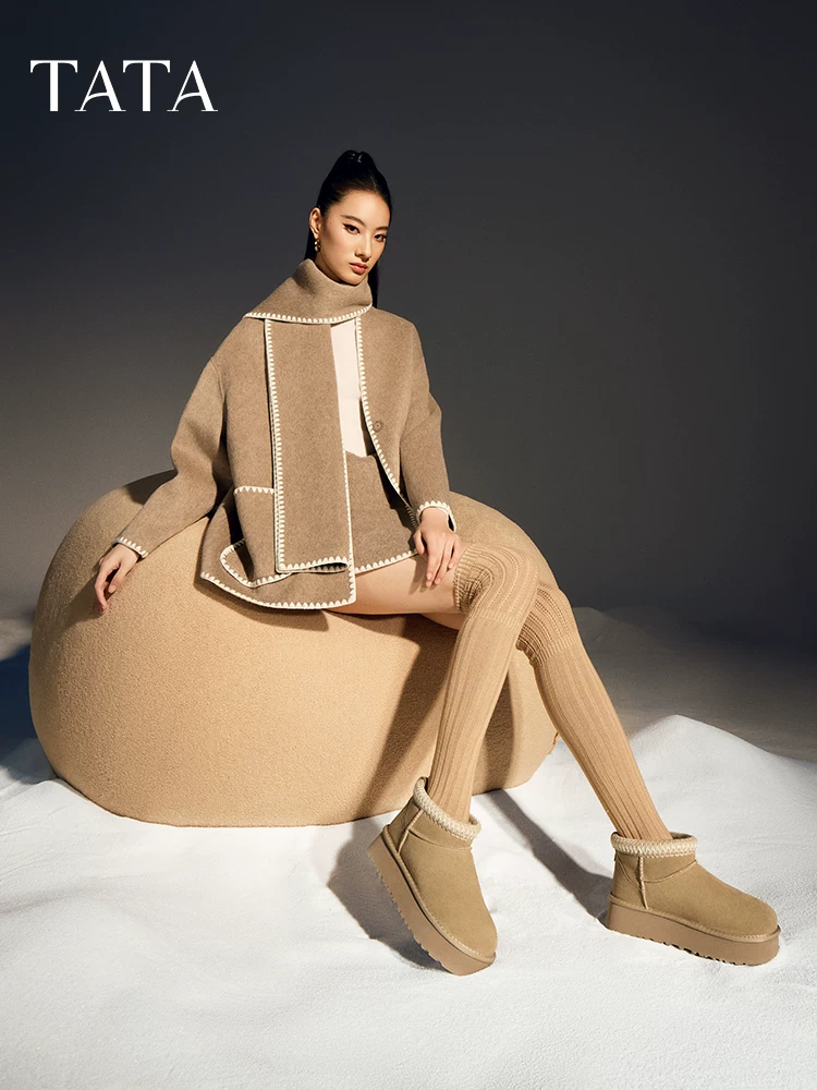 TATA Giày bốt đi tuyết mùa đông đế dày ấm áp Giày bốt nữ có lót lông cừu Giày bốt ngắn Giày lông thú Giày cotton mới CDD02DD4