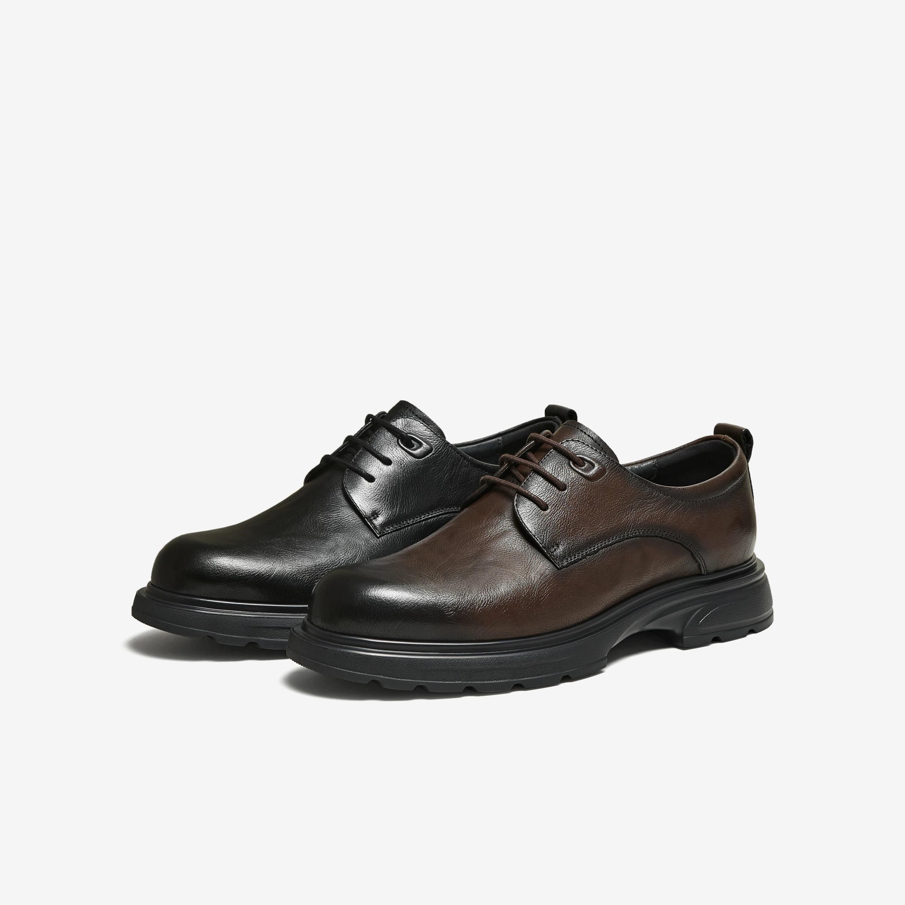 Giày nam TATA 2025 mùa đông mới thời trang giày thường ngày mũi tròn giày công sở da đen VPV01DM5