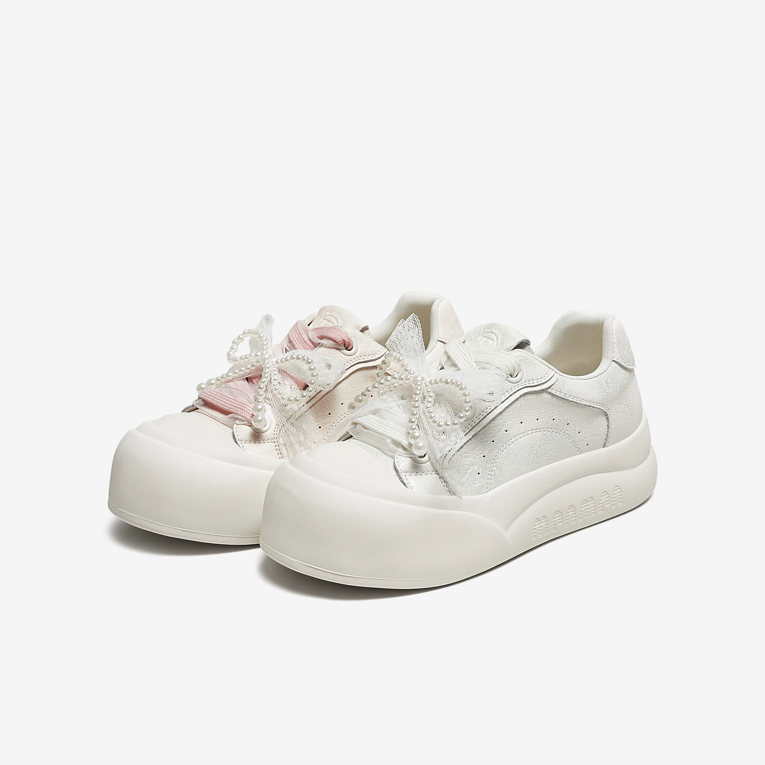 Giày Nữ TATA 2025 Thời Trang Mùa Đông Giày Thường Ngày Đế Dày Giày Sneaker Trắng Mới Mũi Tròn Đế Dày CP304CM5