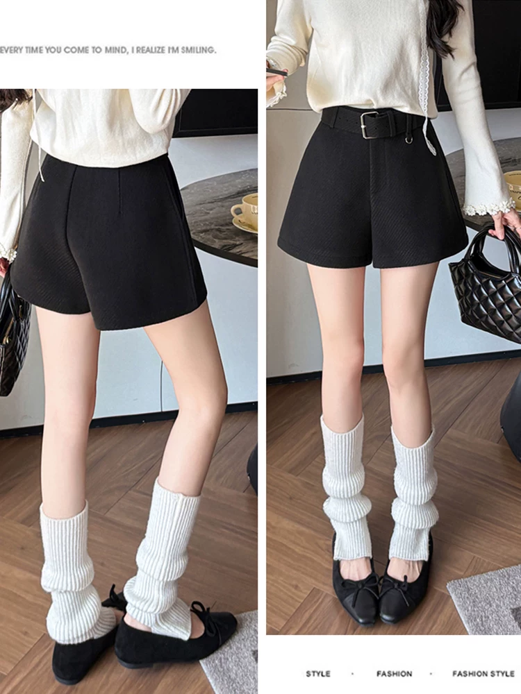 Quần short len màu xám dành cho nữ, áo khoác ngoài mùa thu đông, quần nữ ống rộng dáng chữ A cạp cao mới năm 2025 để phối với giày bốt.