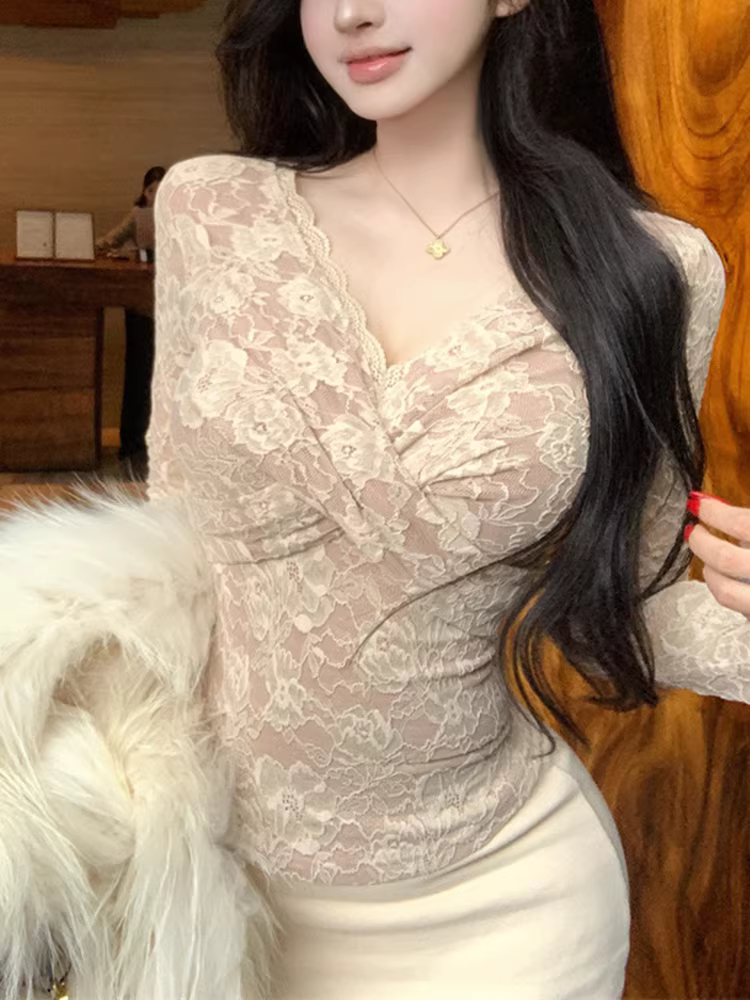 Áo ren cổ chữ V dành cho nữ, thích hợp cho mùa xuân, mùa thu và mùa đông, áo sơ mi dài tay, gợi cảm và nóng bỏng, mang lại vẻ ngoài rất quyến rũ và trưởng thành.