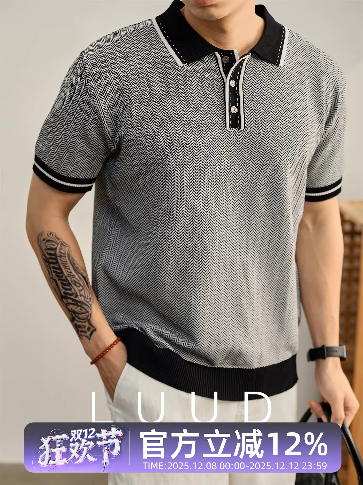 Áo polo nam LUUD phối màu đen trắng tương phản, chất liệu dệt kim xương cá, thoáng mát, chất liệu sợi mềm mại, kiểu dáng casual tay ngắn.