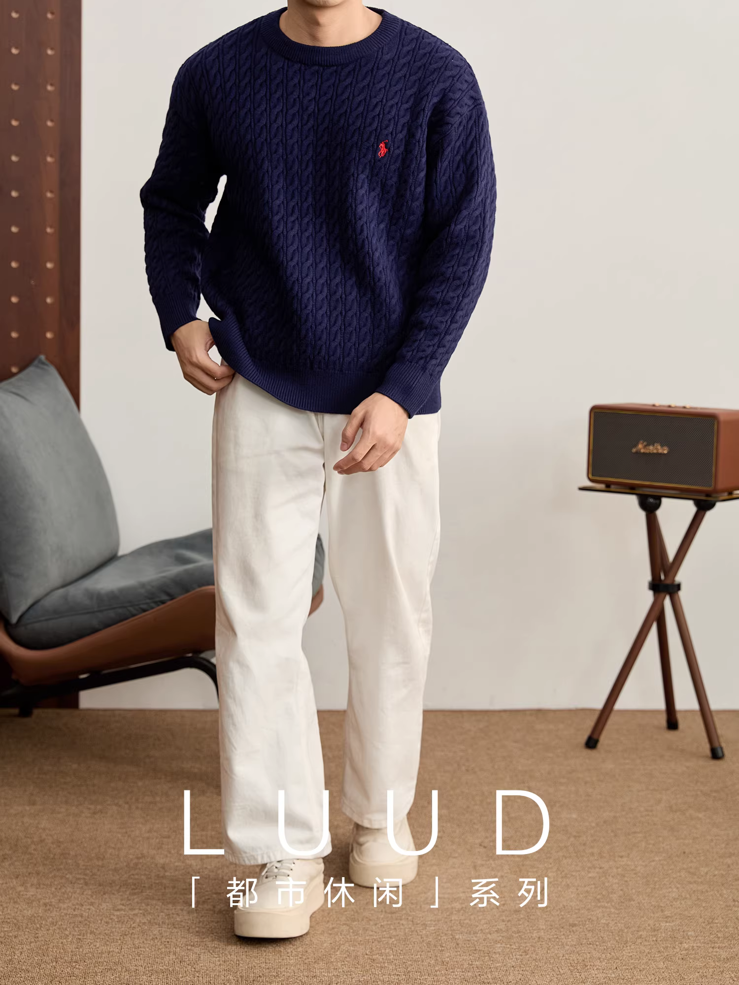 Áo len dệt kim kiểu cáp LUUD Modal Core-spun, thêu họa tiết hiệp sĩ, chống xù, cổ tròn dành cho nam mùa đông