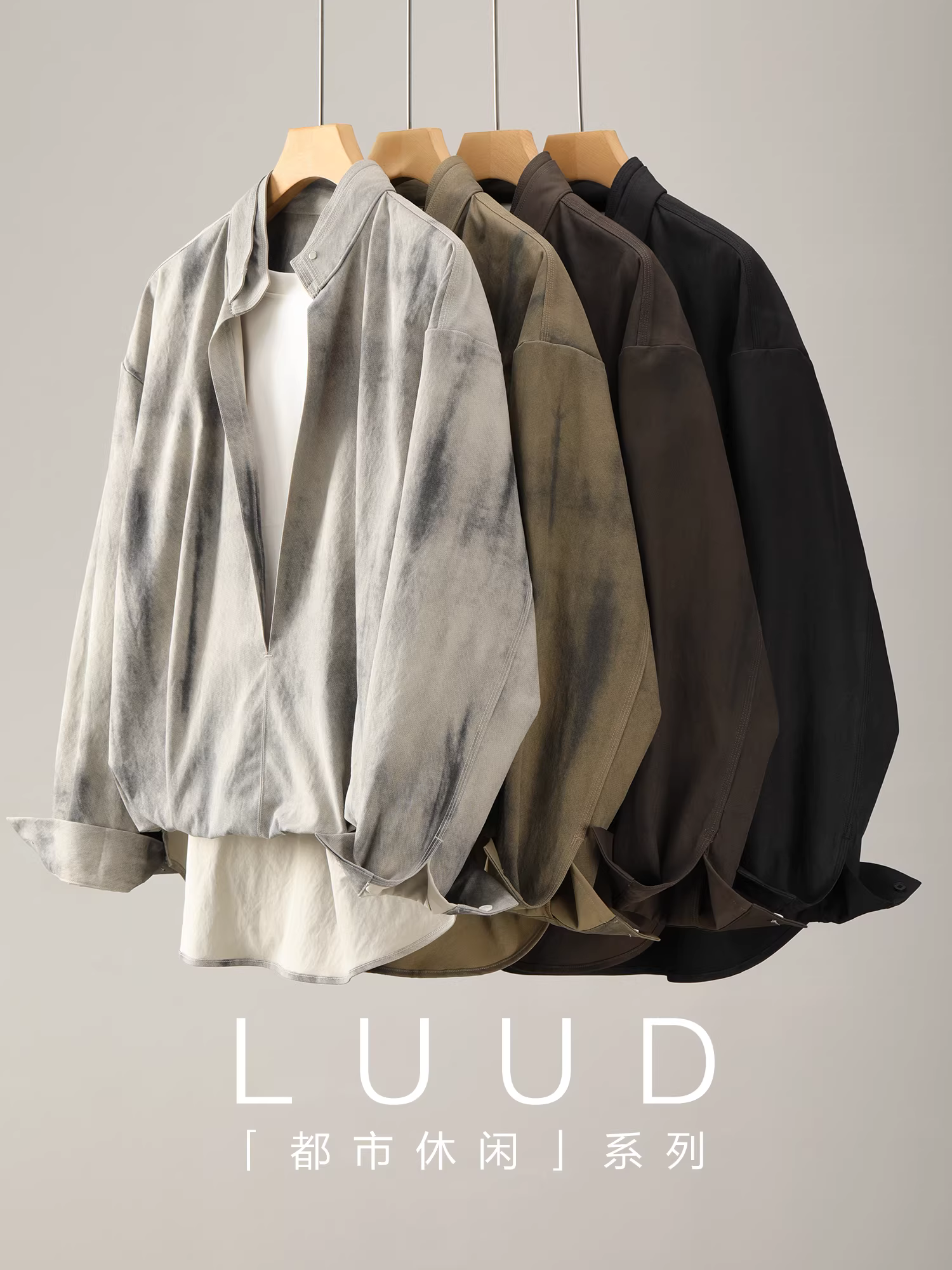 Áo sơ mi nam LUUD nghệ thuật nhuộm tie-dye, đính đinh tán, cổ đứng hai lớp, nửa khuy, dáng rộng, phối màu tương phản, kiểu áo hai lớp giả.