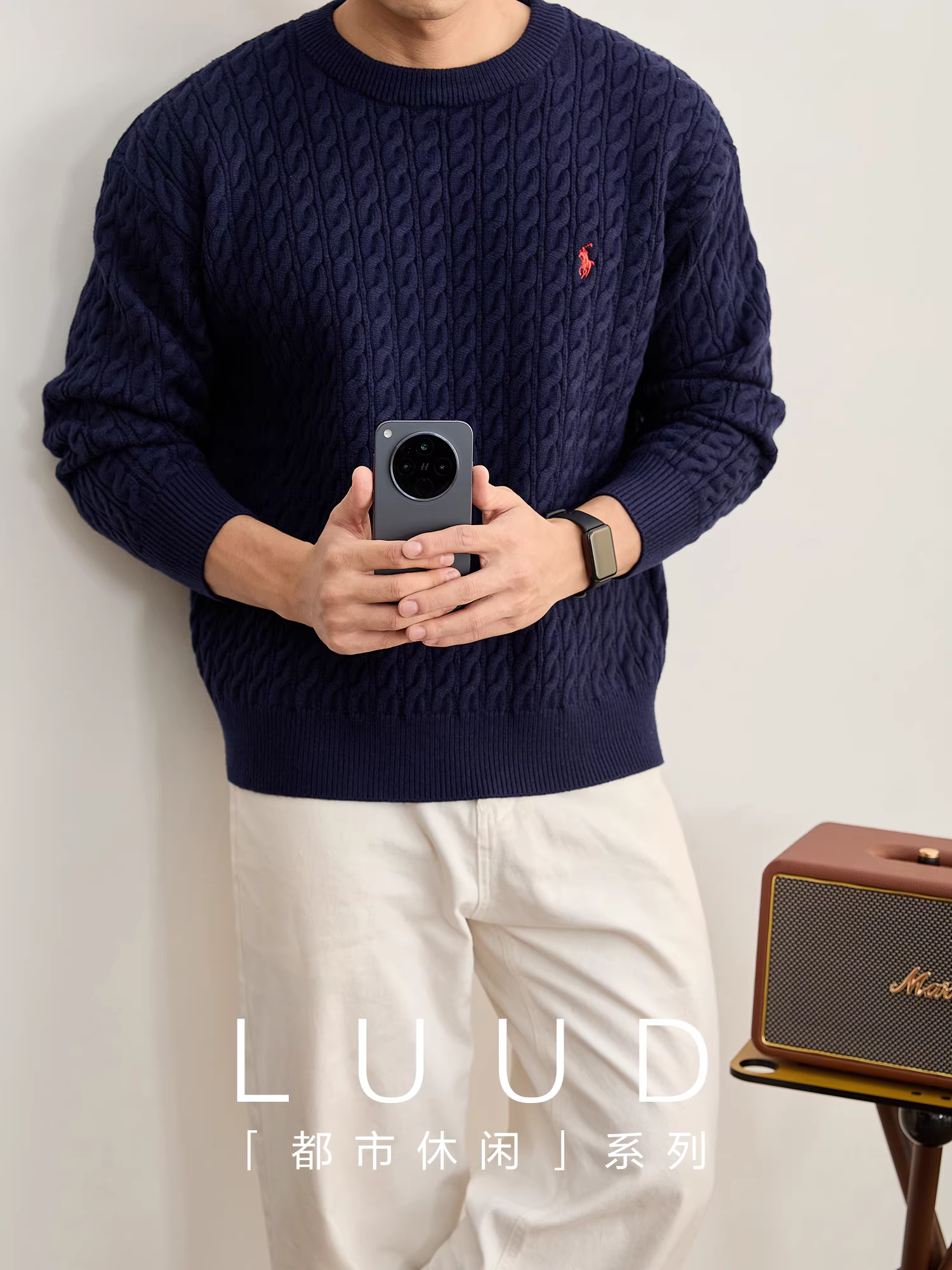 Áo len dệt kim kiểu cáp LUUD Modal Core-spun, thêu họa tiết hiệp sĩ, chống xù, cổ tròn dành cho nam mùa đông