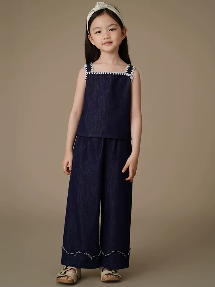 Áo denim mùa hè cho bé gái, áo yếm mát mẻ, áo lót cho bé, cảm giác đơn giản và cao cấp.