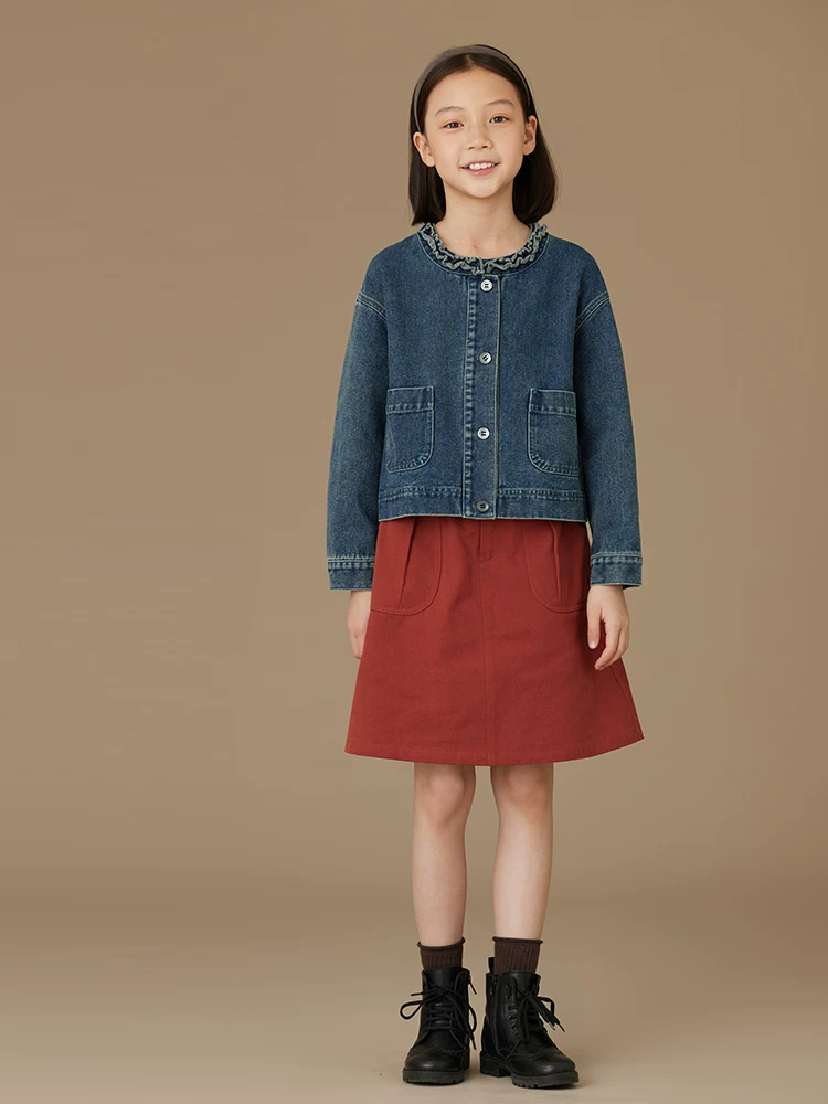 Áo khoác denim trẻ em có cổ xếp nếp, áo khoác ngắn cổ điển giản dị dành cho bé gái, thích hợp cho mùa xuân và mùa thu, dành cho trẻ lớn hơn.