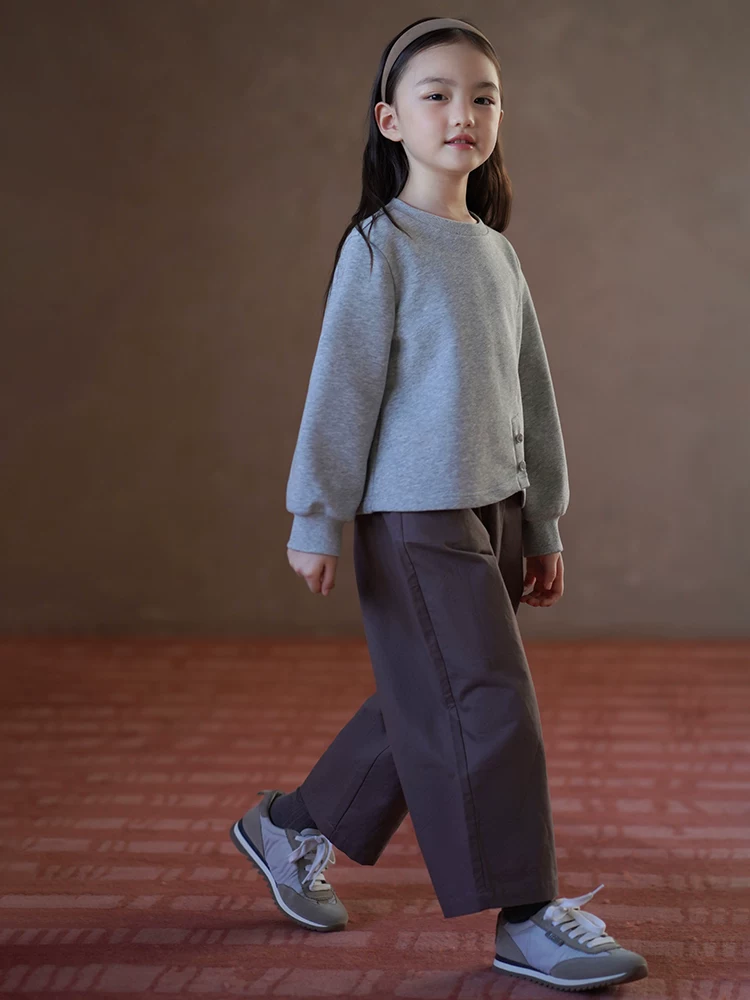 Quần ống thẳng cho trẻ em mùa xuân thu, cotton thân thiện với da, phong cách Hàn Quốc, quần cà rốt phối màu, quần dài thường ngày cho bé gái.