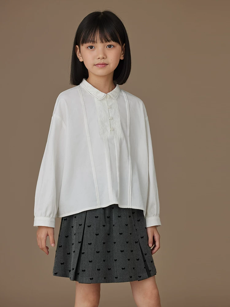Quần áo trẻ em trang phục mùa thu ren ngọt ngào áo trắng hoàn toàn bằng vải cotton đơn giản cao cấp áo sơ mi dài tay cho bé gái mùa xuân và mùa thu