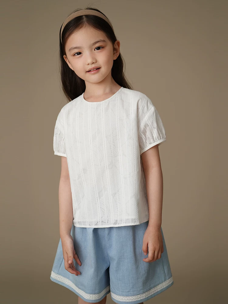 Quần áo trẻ em mùa hè áo sơ mi trắng mỏng phong cách Hàn Quốc áo ngắn tay dáng rộng kiểu mới mùa hè cho bé gái dành cho trẻ lớn hơn