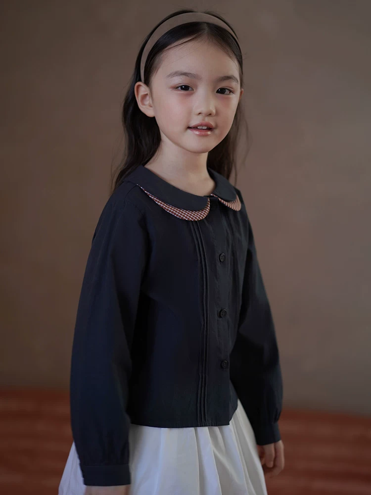 Quần áo trẻ em cho mùa xuân và mùa thu, áo sơ mi bé gái cổ búp bê phối màu phong cách Hàn Quốc ngọt ngào, trang phục mùa thu bằng cotton thân thiện với làn da.