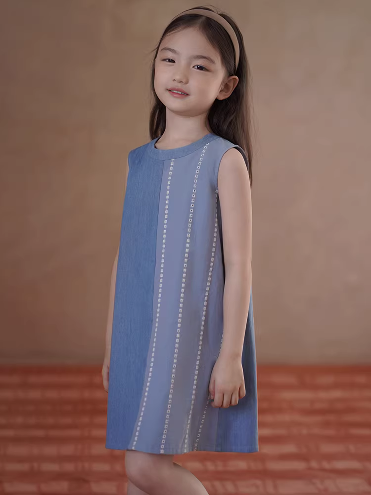 Quần áo trẻ em Hazi Mùa hè Mặc 25 mẫu mới Váy kiểu cổ điển Váy denim cho bé gái Váy denim phối màu dài trung bình cho bé gái