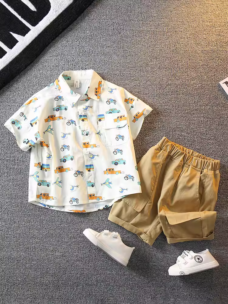 Bộ đồ hè bé trai kiểu dáng thời trang mới 2025, phong cách trẻ em hot trên mạng, chất liệu mỏng, tay ngắn, hai mảnh