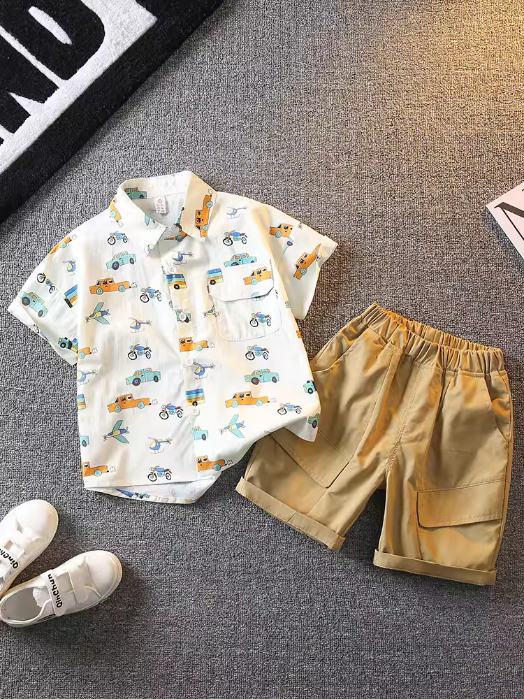 Bộ đồ hè bé trai kiểu dáng thời trang mới 2025, phong cách trẻ em hot trên mạng, chất liệu mỏng, tay ngắn, hai mảnh