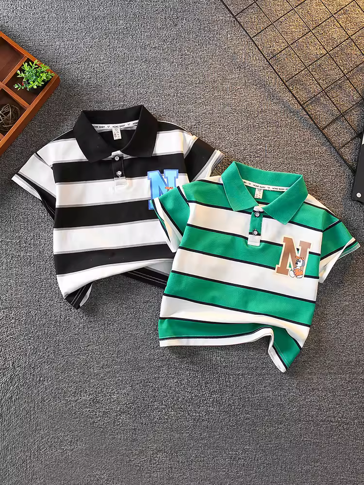 Áo thun bé trai hè 2025 kiểu polo mới, chất liệu thoáng mát, thời trang, cá tính, tay ngắn rộng rãi cho bé trai.