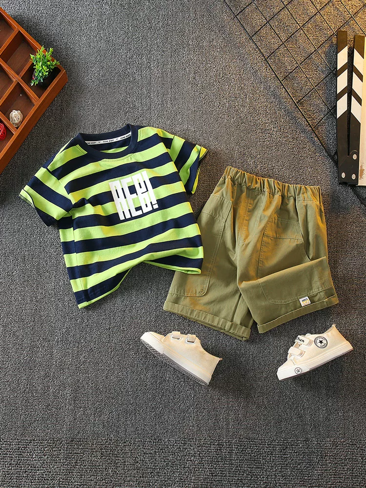 Trang phục mùa hè cho bé trai 2025, quần áo thể thao ngắn tay, phong cách đường phố năng động, quần áo mùa hè cho bé trai, quần áo trẻ em