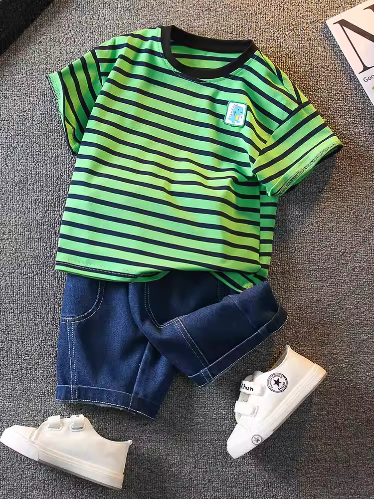 Quần áo trẻ em áo thun ngắn tay bé trai kiểu mới 2025 áo mùa hè mỏng thời trang thương hiệu áo bé trai thời trang mùa hè