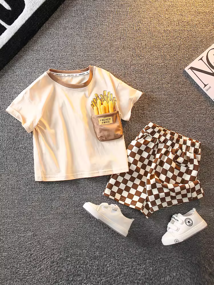 Bộ đồ hè bé trai 2025 kiểu Hàn Quốc thời trang, cá tính, bộ hai mảnh hot trend mạng xã hội