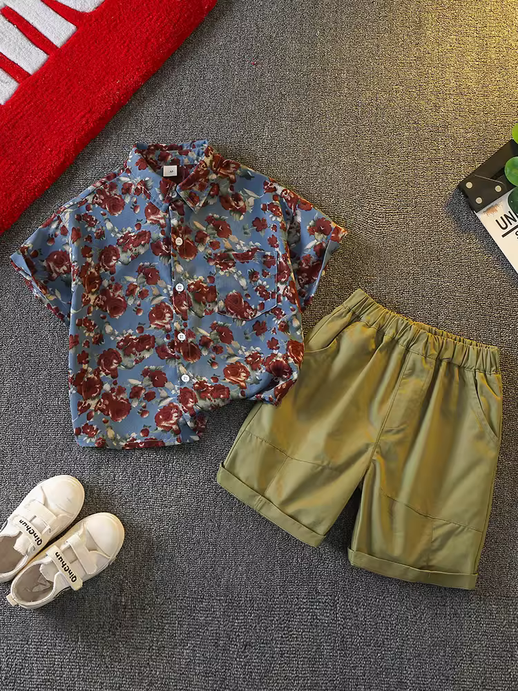 Áo sơ mi ngắn tay họa tiết hoa phong cách cổ điển Hồng Kông dành cho trẻ em trong kỳ nghỉ hè dành cho bé trai, áo sơ mi họa tiết hoa mát mẻ và sành điệu cho bãi biển