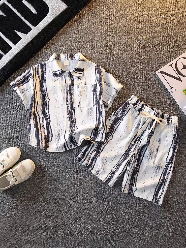 Bộ trang phục mùa hè cho bé trai 25 mẫu mới thời trang trẻ em phong cách Hàn Quốc, áo sơ mi bé trai hai mảnh, kiểu dáng năng động