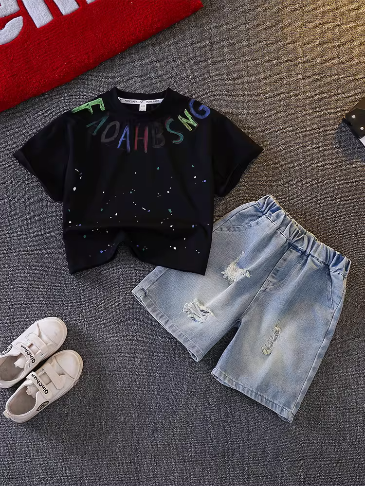 Bộ trang phục mùa hè cho bé trai, quần áo ngắn tay thời trang cho bé, bộ mỏng mùa hè trẻ em kiểu dáng mới thời thượng năm 2025.
