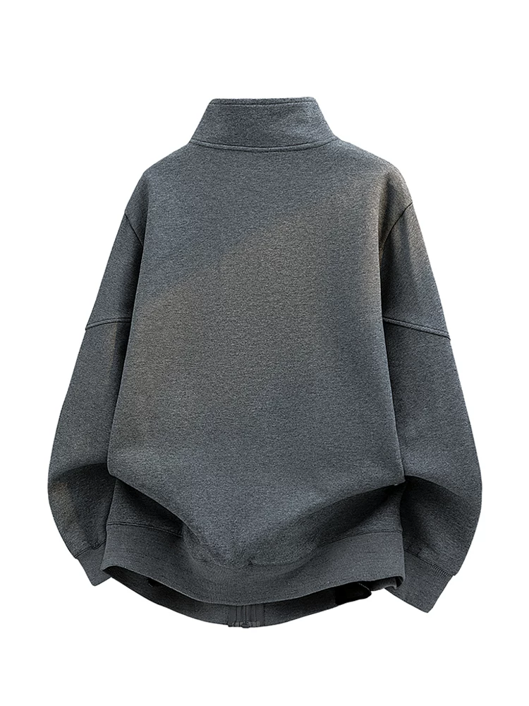 Áo khoác cổ đứng thiết kế chữ cái phong cách thường ngày cao cấp của Jeanswest dành cho nam, áo khoác dày lót lông cừu kiểu Mỹ mới dành cho mùa thu đông.