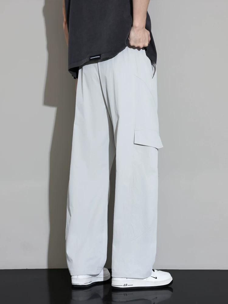 Quần âu nam Jeanswest 2026 kiểu Mỹ thời thượng, ống rộng, dáng suông, chất liệu cao cấp, mặc mùa xuân hè.