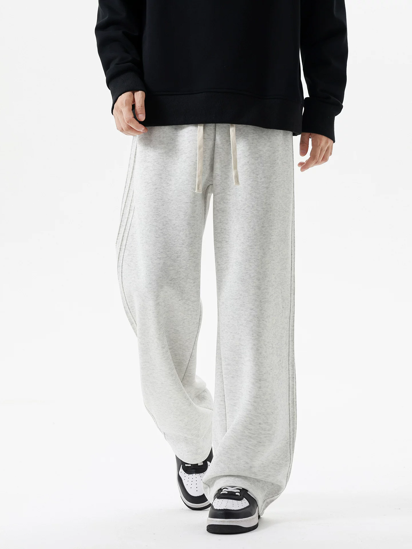 Quần dài ống đứng kiểu Mỹ chất liệu dày dặn của Jeanswest dành cho nam, quần dài rộng rãi cho mùa thu đông.