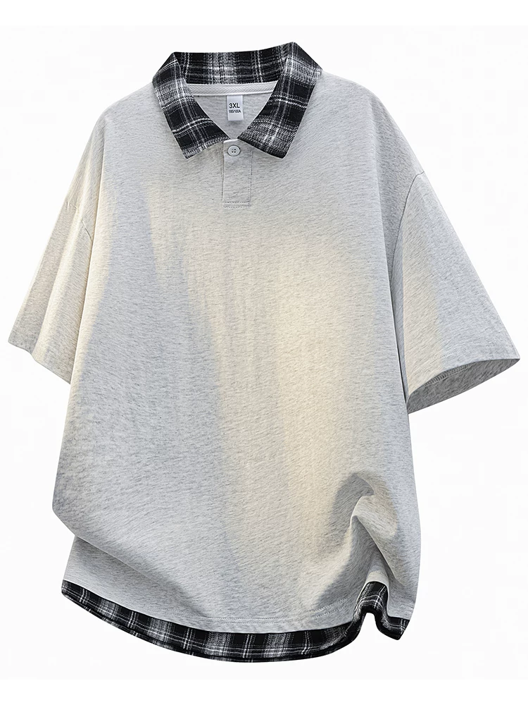 Áo thun ngắn tay cổ bẻ giả hai mảnh kẻ sọc chắp vá của Jeanswest dành cho nam, áo thun dáng rộng thông thường hợp thời trang mùa xuân hè.