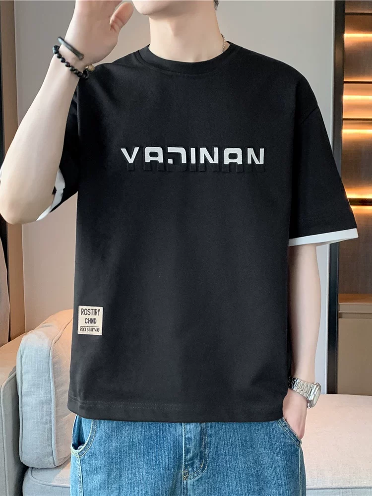 Áo thun ngắn tay in chữ thương hiệu thời trang phong cách Mỹ của Jeanswest dành cho nam, mùa xuân hè, áo màu đen rộng rãi, thoáng khí, phong cách giản dị.