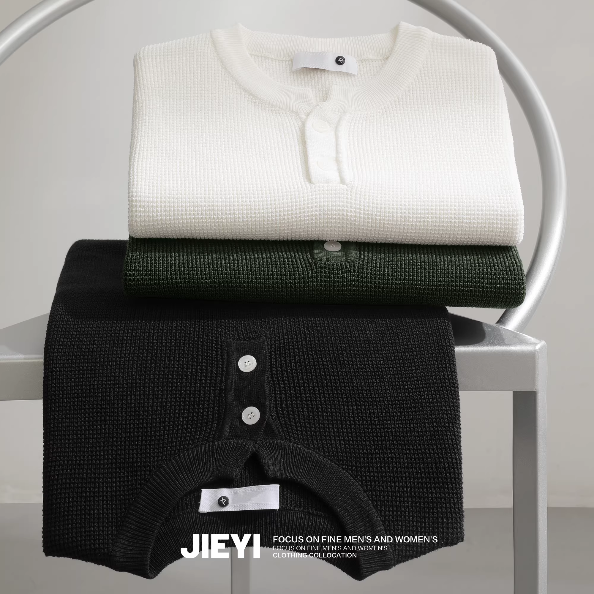 Áo thun nam mùa hè thoáng khí, cổ Henry, dệt kim, kiểu dáng ôm sát, tay ngắn, họa tiết jacquard đa năng, phong cách trưởng thành và sang trọng.