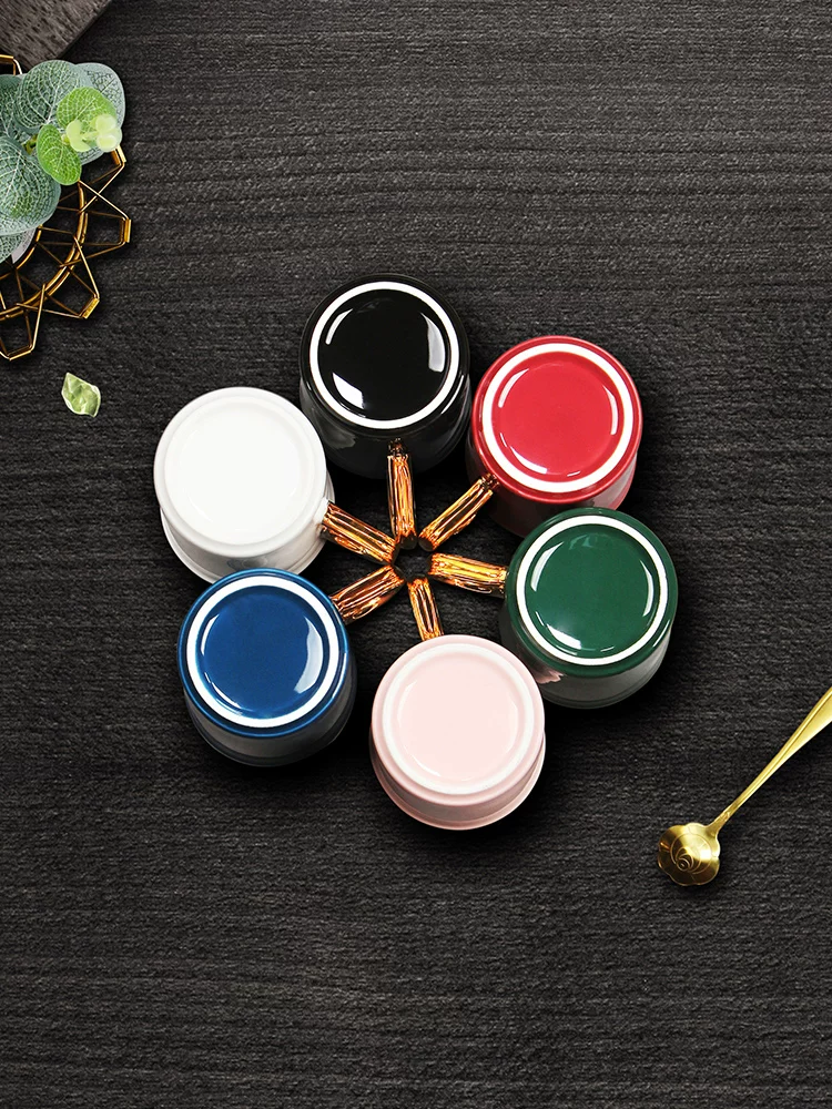 Bộ tách cà phê kết hợp, cốc sứ thẩm mỹ cao cấp, phong cách châu Âu đầy màu sắc, sang trọng nhẹ nhàng, tách trà phòng khách tinh tế.