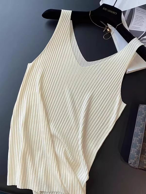 Áo camisole nữ xuất khẩu, kiểu dáng đơn giản ôm body, chất liệu dệt kim sọc, cổ V, không tay, vai rộng, giảm giá.