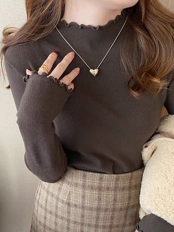 Giảm giá thanh lý quần áo nữ của các thương hiệu nước ngoài, áo dệt kim có nhãn cắt may của nhà thiết kế, viền xếp nếp, thích hợp để mặc nhiều lớp vào mùa xuân và mùa thu, áo kiểu dáng thời trang và độc đáo.