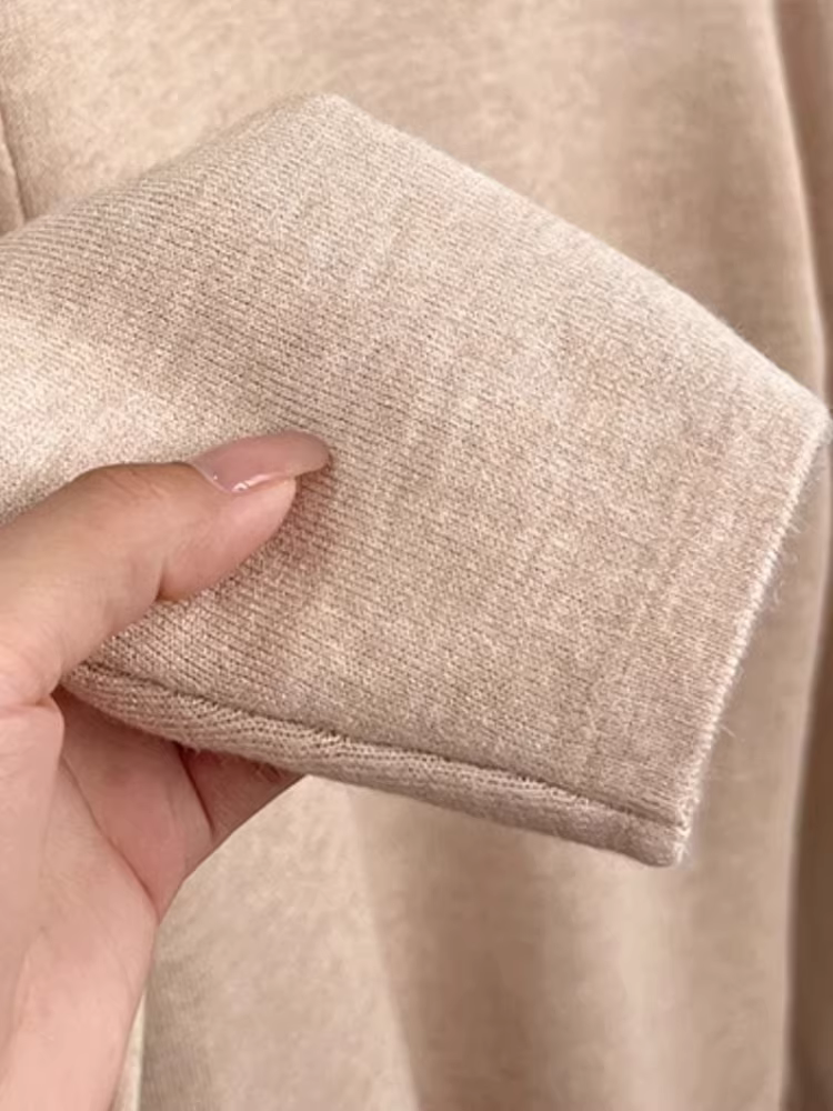 Quần áo nữ châu Âu giảm giá có thương hiệu, cắt nhãn, áo len lót lông cừu, dày dặn, dài tay mùa thu đông, lông cừu tích hợp, áo dệt kim cổ tròn ấm áp.