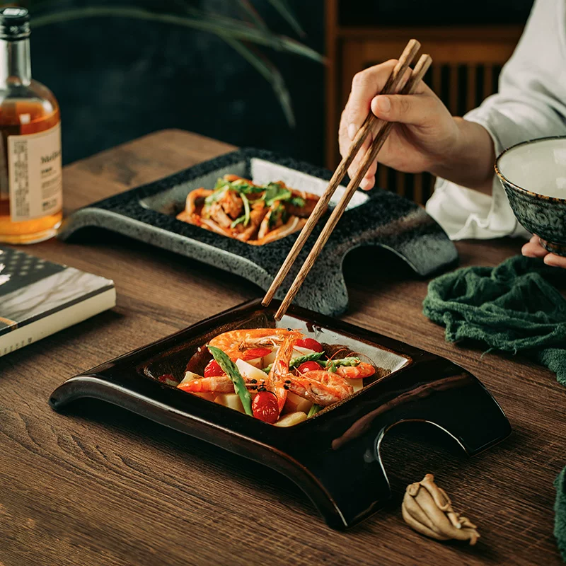 Đĩa gốm sứ hình dạng bất quy tắc phong cách Nhật Bản dùng trong gia đình, đĩa hình cầu sáng tạo dùng cho món tráng miệng và món ăn lạnh, mang lại cảm giác cao cấp.